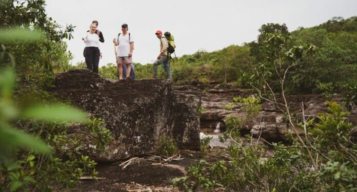 Petro invita al turismo a promover Colombia como el país de la belleza