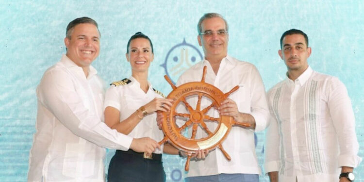 Presidente Abinader inaugura segunda fase del Puerto Turístico Taíno Bay