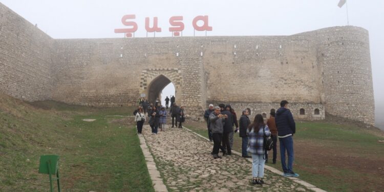 Se organiza el primer viaje turístico a Shusha