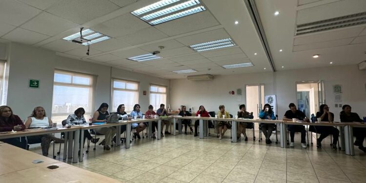 Se reúnen representantes del ayuntamiento capitalino con agencias de viajes afiliadas a Canaco