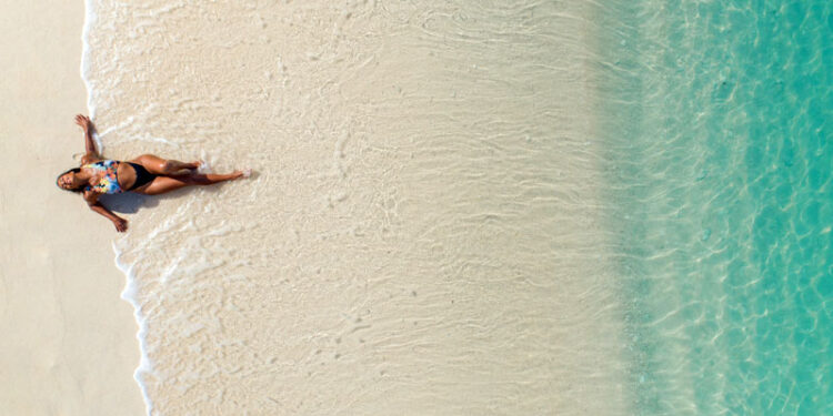 Seven Mile Beach galardonadas en los premios Travelers' Choice Best of the Best 2023 de Tripadvisor - Technocio