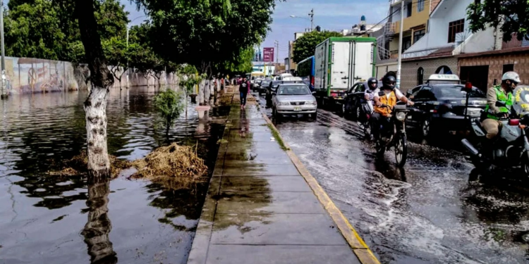 Trujillo: permiten reprogramación de vuelos gratis para perjudicados por lluvias