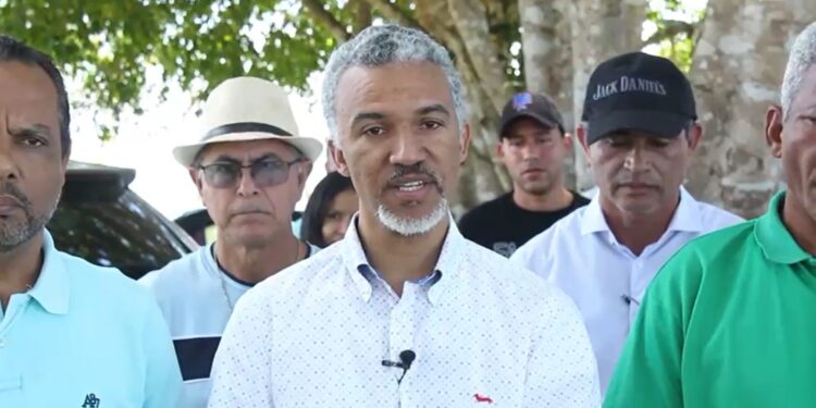 (VIDEO) Empresarios de Gurabo opuestos a construcción de granja en zona turística