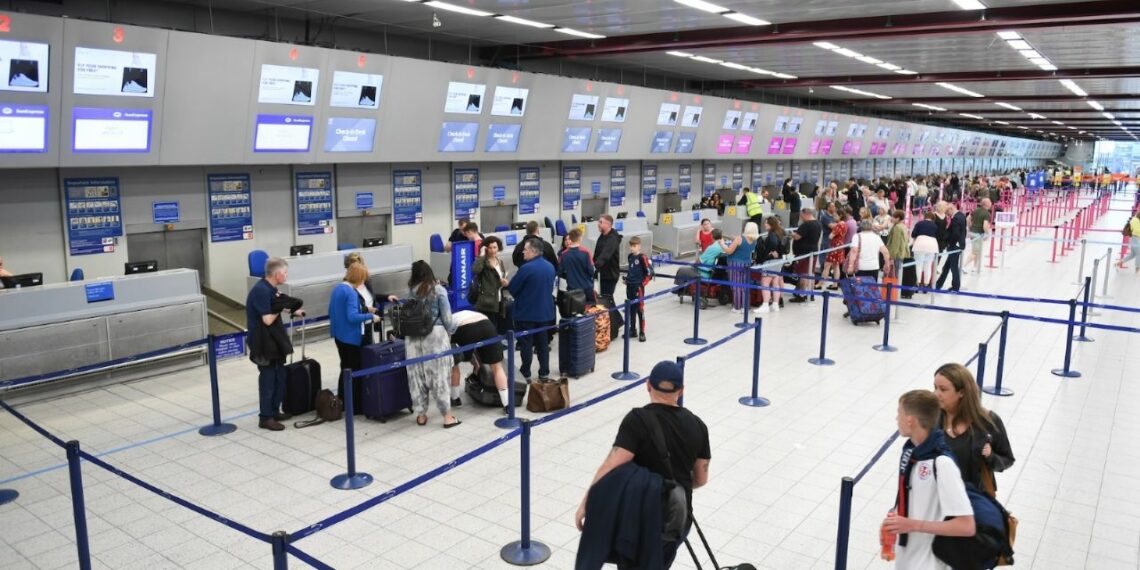 Visa de Turista: ¿Qué hacer si me pasan al segundo cuarto de migración antes de entrar a EU?