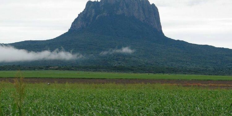 Visita el Cerro del Bernal de Horcasitas en Tamaulipas