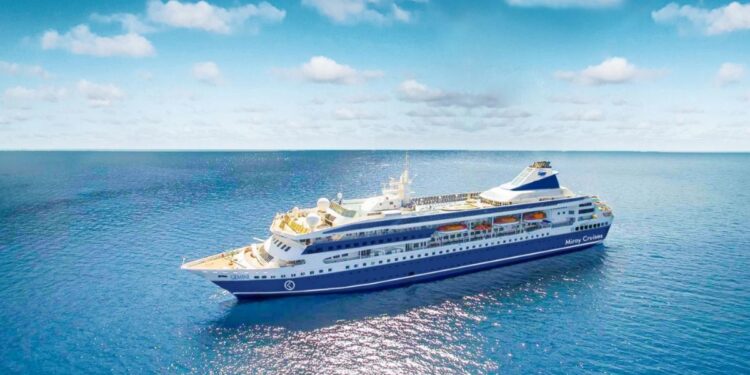 Vive dentro de este crucero de lujo durante un año por $30,000 dólares