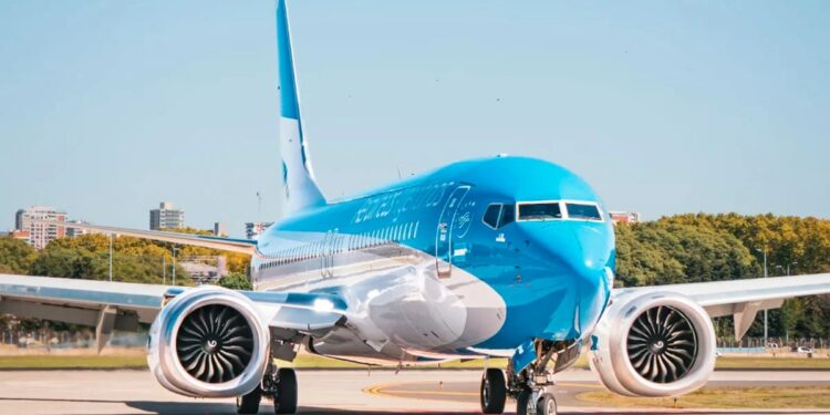 Vuelos de cabotaje en cuotas sin interés: cómo aprovechar la promoción para viajar a destinos nacionales