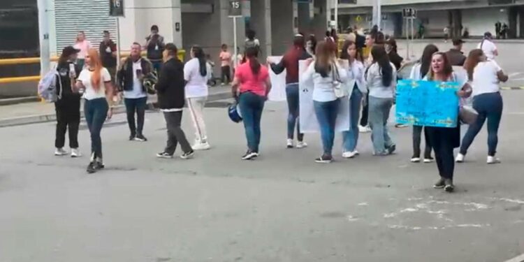 agencias de viaje en Antioquia tienen embolatada su operación por crisis de Viva