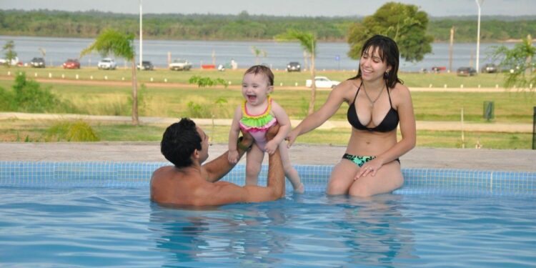 los mejores 3 destinos para viajar con niños