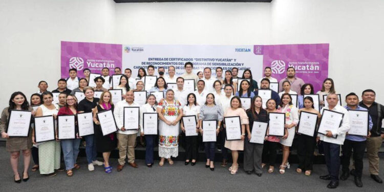 113 entre Cocineras y Cocineros tradicionales de Yucatán culminan el primer programa de capacitación que forma parte de la política gastronómica del estado