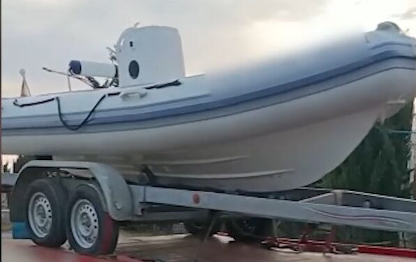 Lancha decomisada por la Policía Nacional