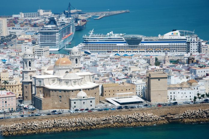 El Puerto de Cádiz recibe cinco cruceros en el mismo día