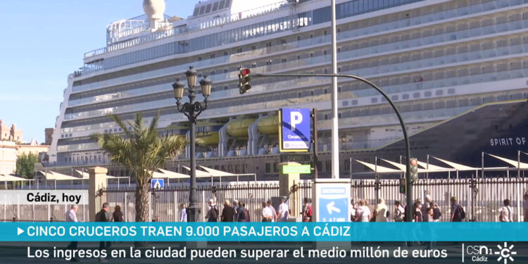 9.000 turistas desembarcan en 5 cruceros en Cádiz