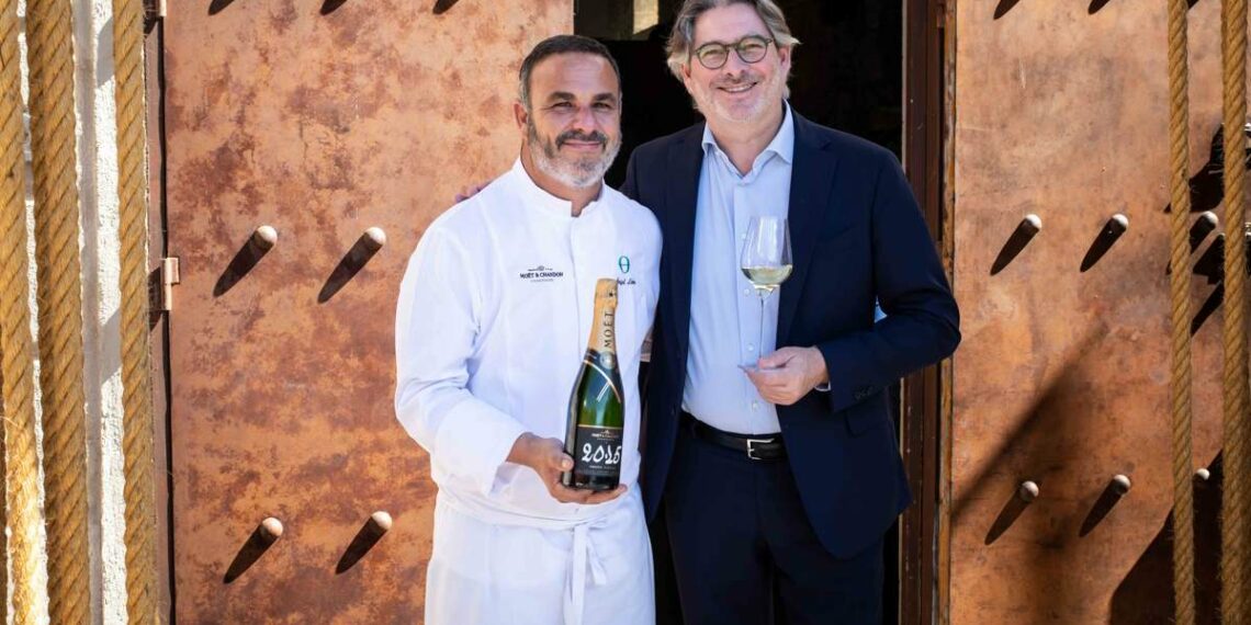 Aponiente: piel de morena en una mano y champagne en la copa, ¿quién da más?