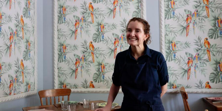 Busca la chef Elena Reygadas cerrar brecha de género en la gastronomía – El Comentario