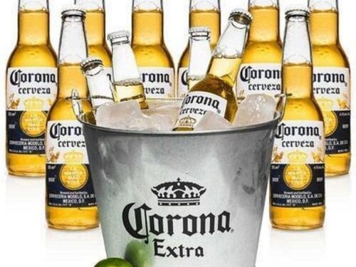 Corona presenta Living Billboard; un imponente panel que recorre la naturaleza impulsado por el viento.