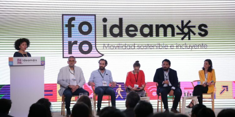 Destacan retos y oportunidades de la digitalización del transporte público en el Foro Ideamos