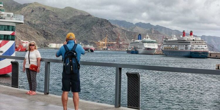 El Puerto cerrará la actual temporada de cruceros con una veintena de escalas