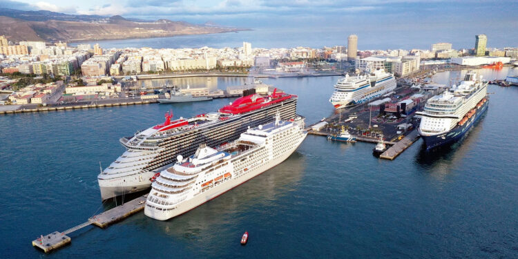 El tráfico de cruceros en los puertos de Las Palmas rozan los niveles previos a la pandemia