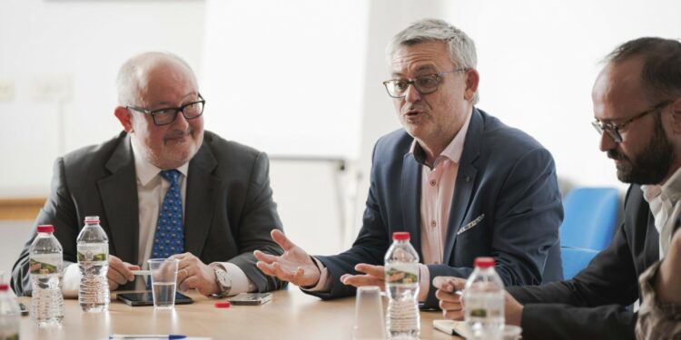 Encuentro de Projecte Gandia con los sectores económicos de Gandia y la Safor
