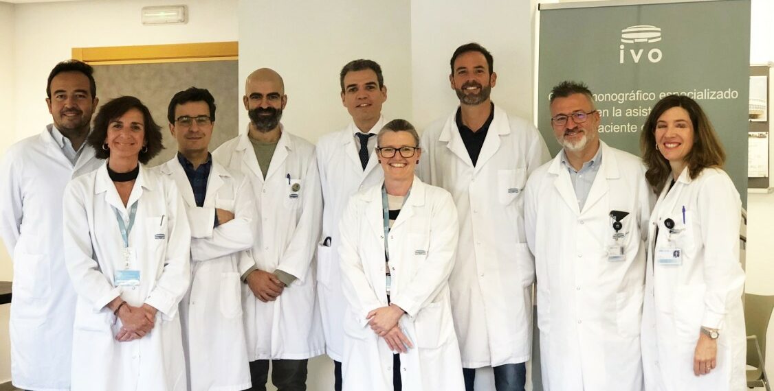 La XIV Cursa de la Dona Vicky Foods colabora con el equipo oncológico de Quino Gavilá para investigar el cáncer de mama metastásico