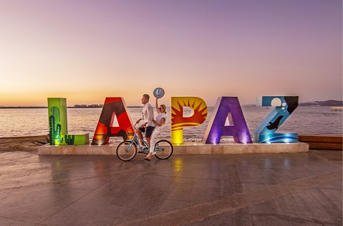 La Paz confirma nuevos vuelos y dos proyectos hoteleros de lujo para 2023