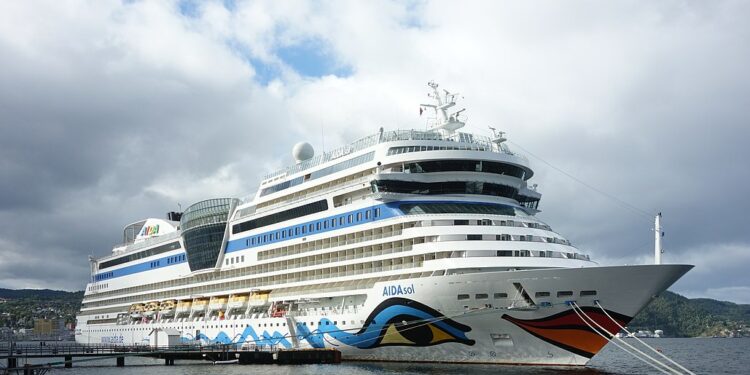 Logra crucero AIDAsol de AIDA Cruises aprovechamiento de la Shore Energy para reducir su huella de carbono » ¡ Uniendo al Caribe !