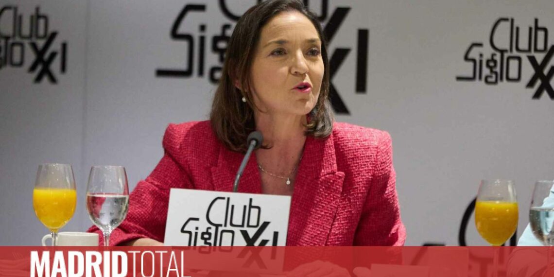 Maroto quiere una tasa turística en Madrid como en Barcelona y que "revierta" en las empresas del sector
