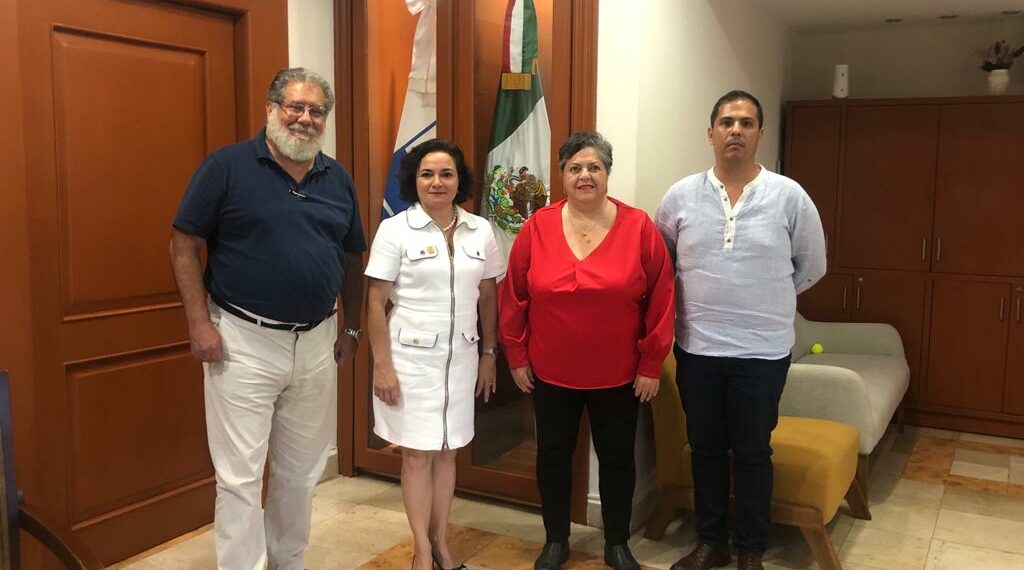 La Asociación Mexicana de Agencias de Turismo Receptivo se reunió con la Lic. Juanita Alonso Marrufo, Presidenta Municipal de Cozumel, a fin de definir temas de transportación y movilidad en el destino? La AMATUR hizo oficial la instalación de su filial en Cozumel