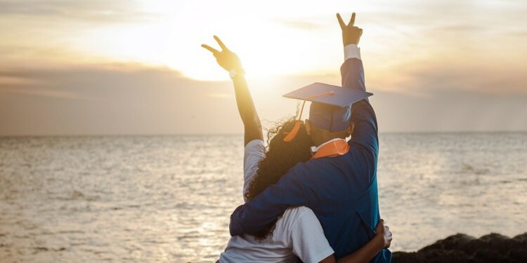 Sigue estos consejos para planificar tu viaje de graduación