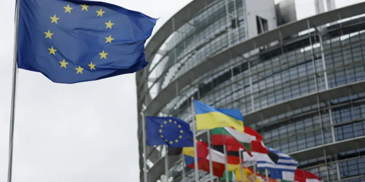 UE da luz verde a viajes sin visa de ciudadanos de Kosovo