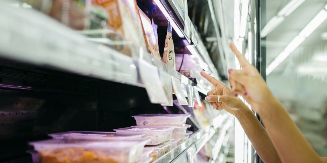 Una española que vive en Florida muestra qué hay en el supermercado más caro de Estados Unidos
