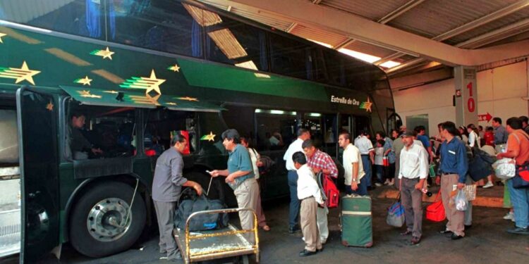 Viajes en autobús con descuentos: Profeco comparte lista para Semana Santa