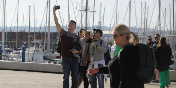 este es el calendario del puerto de A Coruña en mayo
