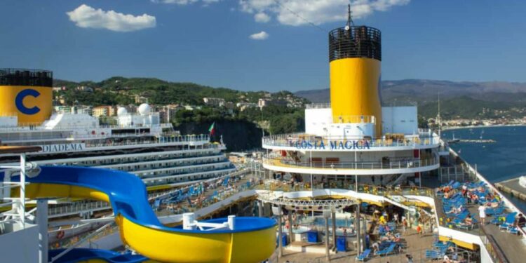¿Cómo es la experiencia a bordo de un crucero de Costa Cruceros?