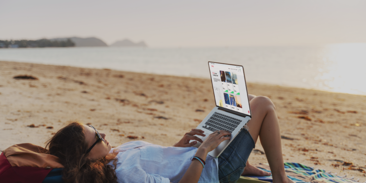 ¿Por qué necesitas la eSIM de Holafly en tus viajes?
| Traveler