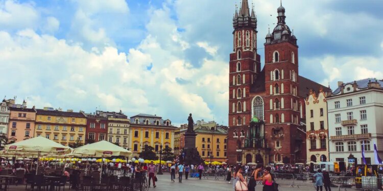 Cracovia lidera la lista de los mejores destinos para viajar con niños según el estudio de British Airways
