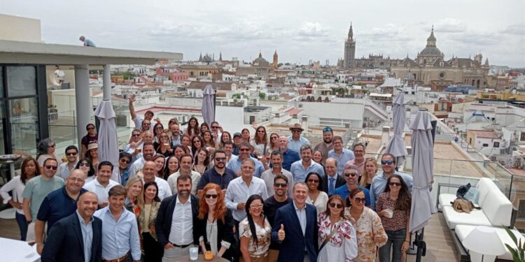 Medio centenar de agentes de viajes líderes de América Latina conocen la oferta turística andaluza