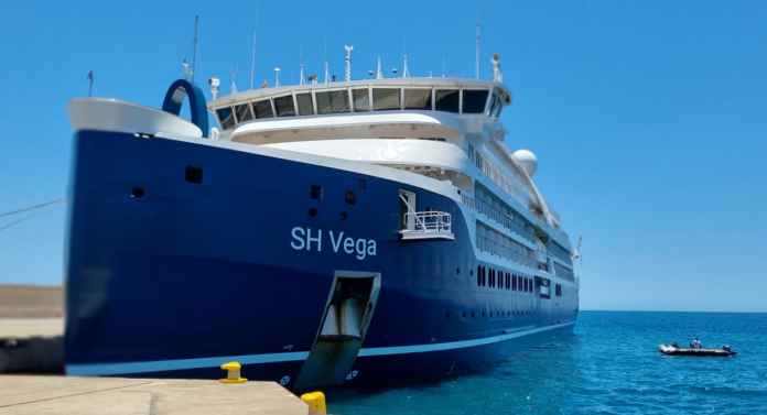 África y volcanes en un crucero de expedición, el SH Vega de Swan Hellenic