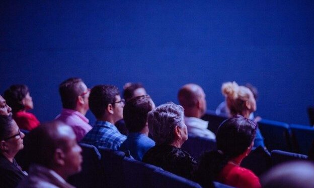 Asistentes a un evento corporativo (Fuente Luis Quintero)