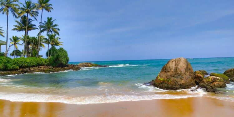 5 playas impresionantes 'ocultas' de las multitudes para un verano diferente