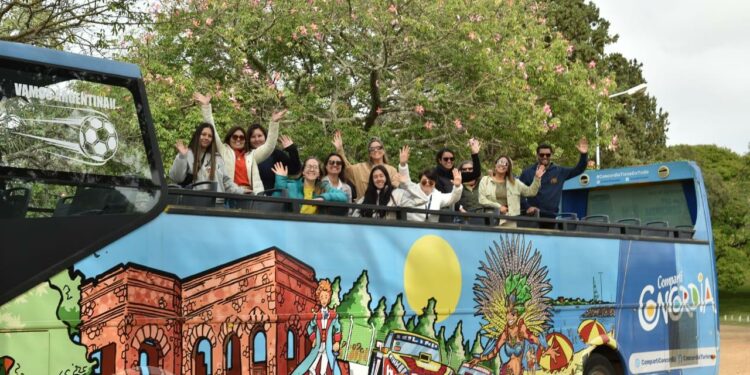 Agentes de viajes de Uruguay recorrieron los atractivos turísticos de Concordia