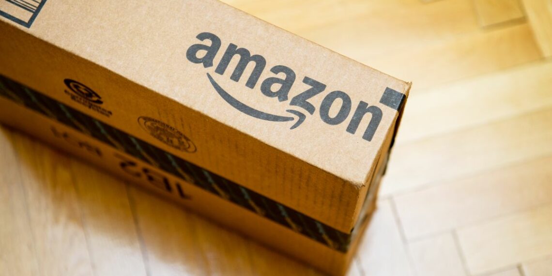 Amazon quiere reducir costos de envío y ofrece $10 dólares a compradores para que recojan sus compras