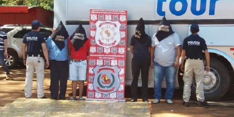 Condenan a sujetos que simularon viaje de turismo para llevar marihuana a Brasil