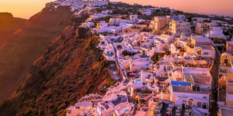 Destinos de verano perfectos para planificar un viaje romántico con tu pareja este verano