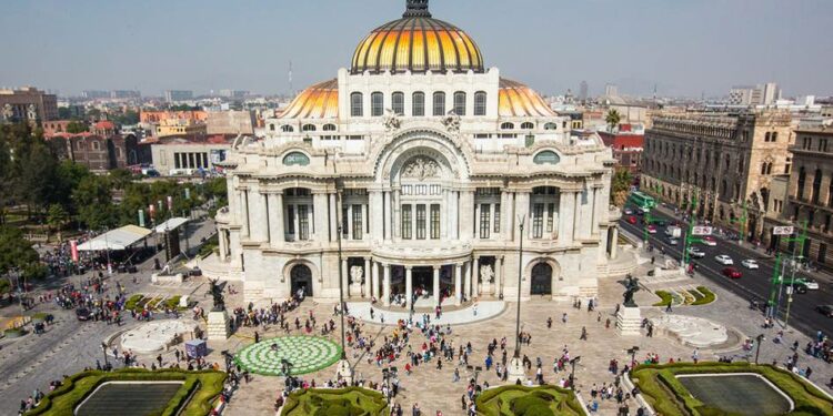 Dior presentará su colección Crucero con un desfile en Ciudad de México