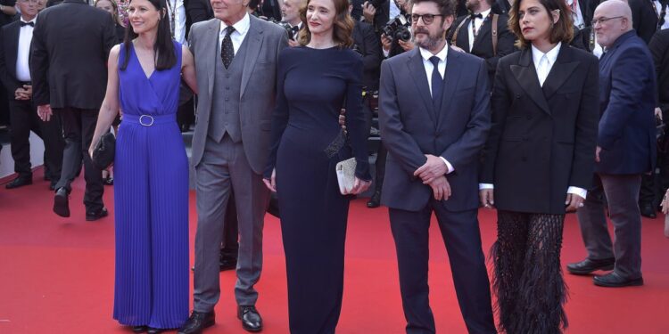 El festival de Cannes se muestra “sorprendido” por la crítica de Erice sobre el proceso de selección de su película | Cultura