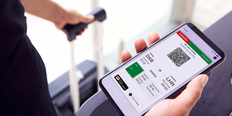 Emirates digitaliza las tarjetas de embarque en salidas de Dubai