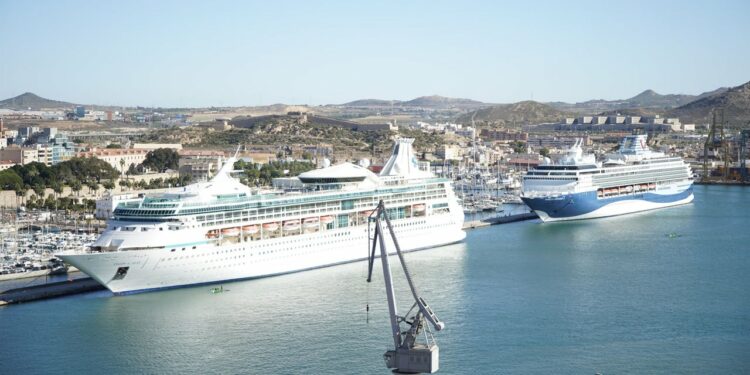 Este lunes llega a Cartagena el Viking Neptune, primer crucero impulsado por hidrógeno