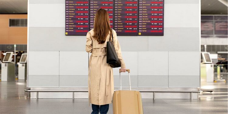 Gestión de cancelaciones de vuelos en agencias de viajes